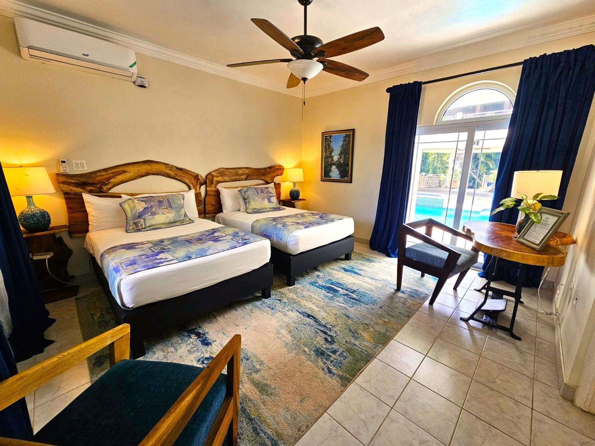 Mais Oui Villa Discovery Bay Eksteriør bilde