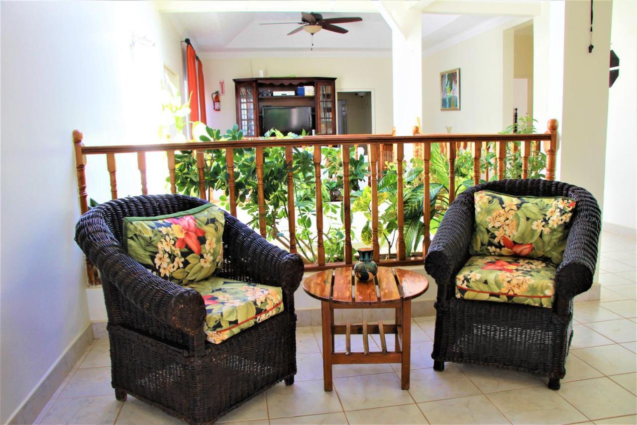 Mais Oui Villa Discovery Bay Eksteriør bilde